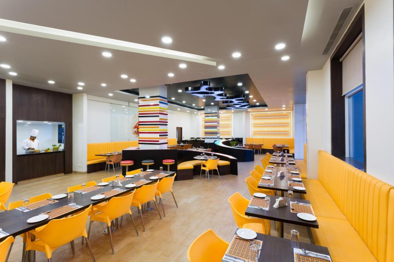 Duet Mwc Hotel 4*