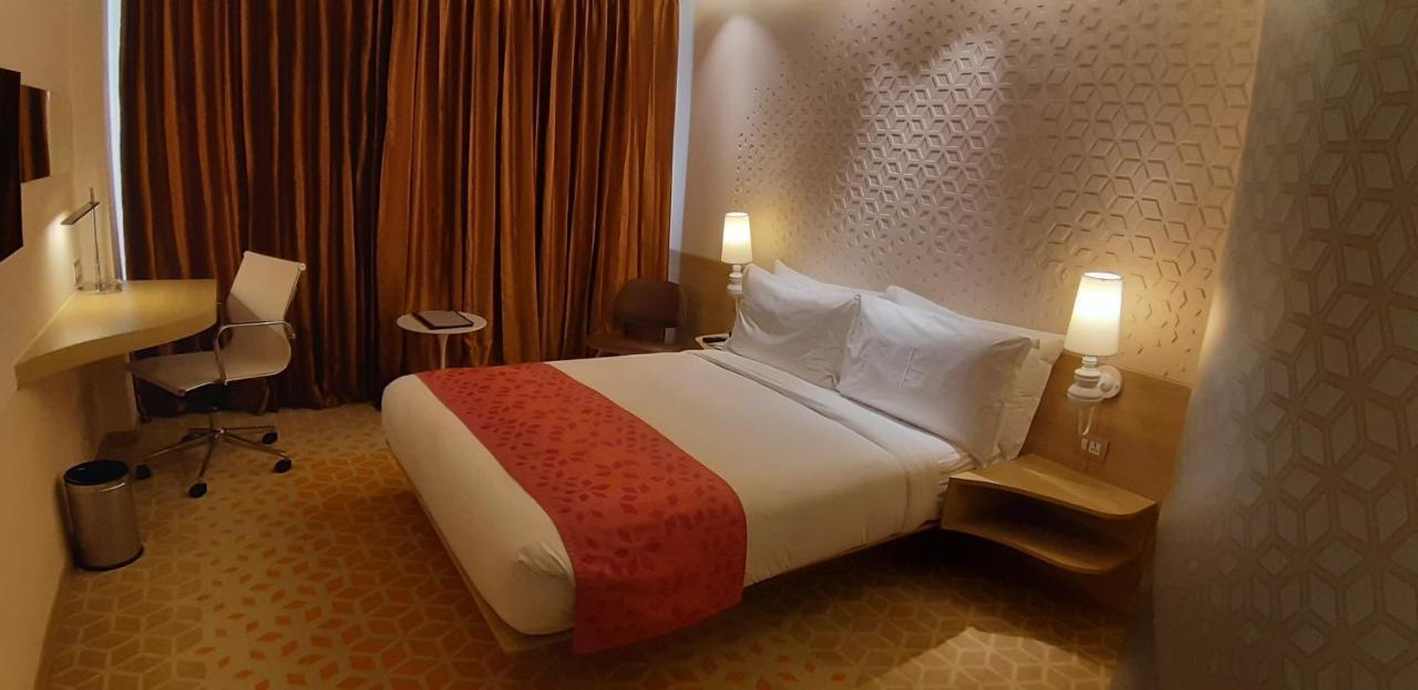 Hotel Duet Mwc Chennai